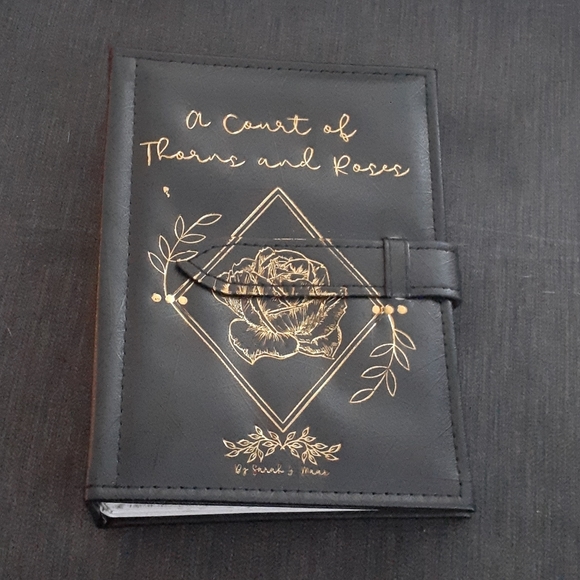 Gorgeous ACOTAR Jewelry Book